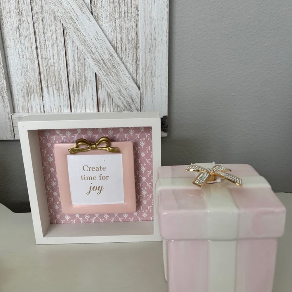 Pink and White Sign with Gold Bow